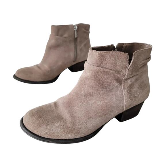 Jessica Simpson Shoes - Jessica Simpson Dalisa Suede Ankle Boots Taupe Women Size 9.5 Classic Booties
